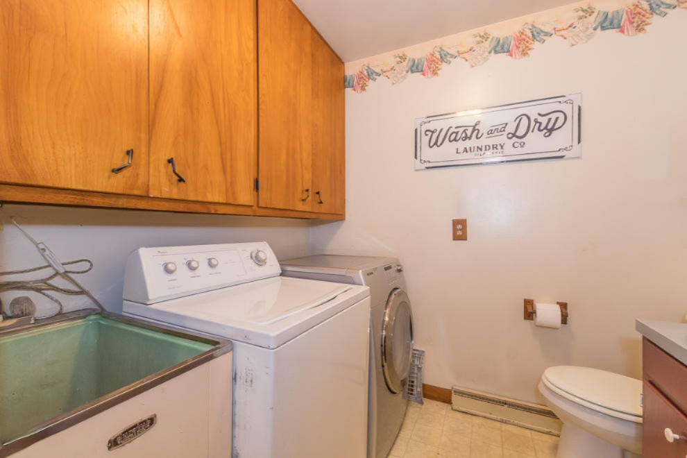 4330 Watkins Road Battle Creek, MI 49015 - Photo 25 of 56 main fl, laundry