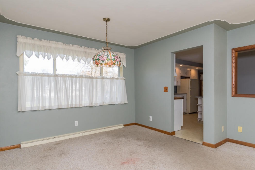 4330 Watkins Road Battle Creek, MI 49015 - Photo 30 of 56 dining area