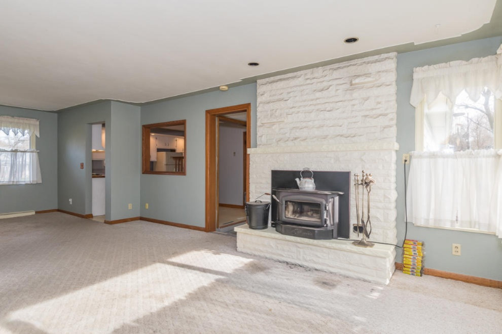 4330 Watkins Road Battle Creek, MI 49015 - Photo 37 of 56 living area