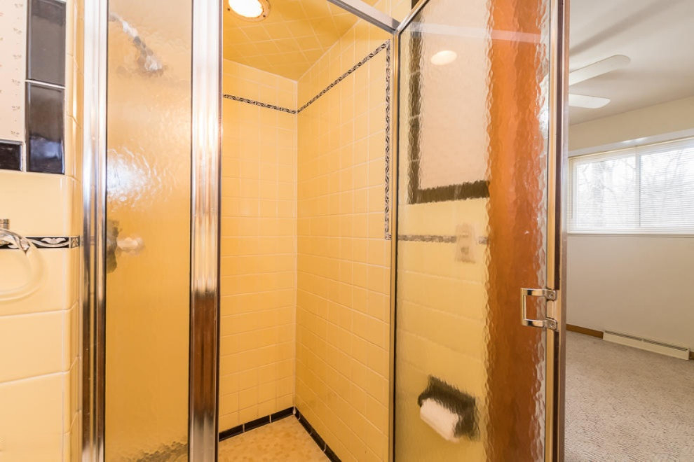 4330 Watkins Road Battle Creek, MI 49015 - Photo 46 of 56 m/ba/shower