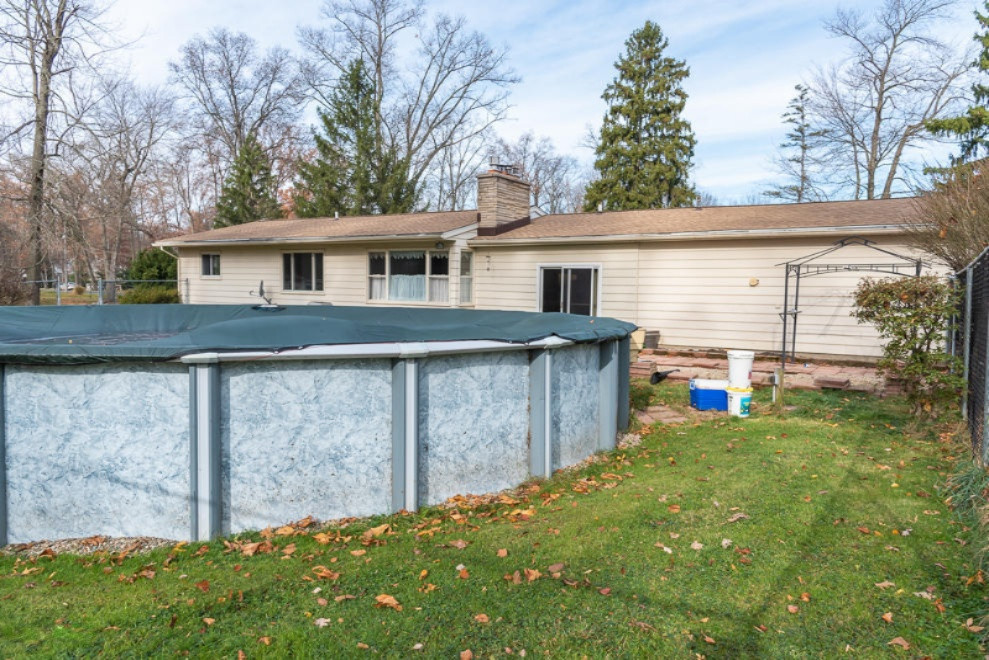 4330 Watkins Road Battle Creek, MI 49015 - Photo 10 of 56 pool