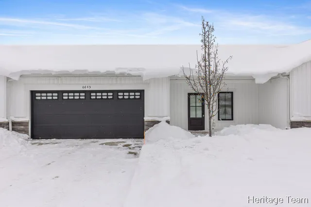 $349,900 | 6645 Croft Lane, Unit 30, Hudsonville, MI 49426