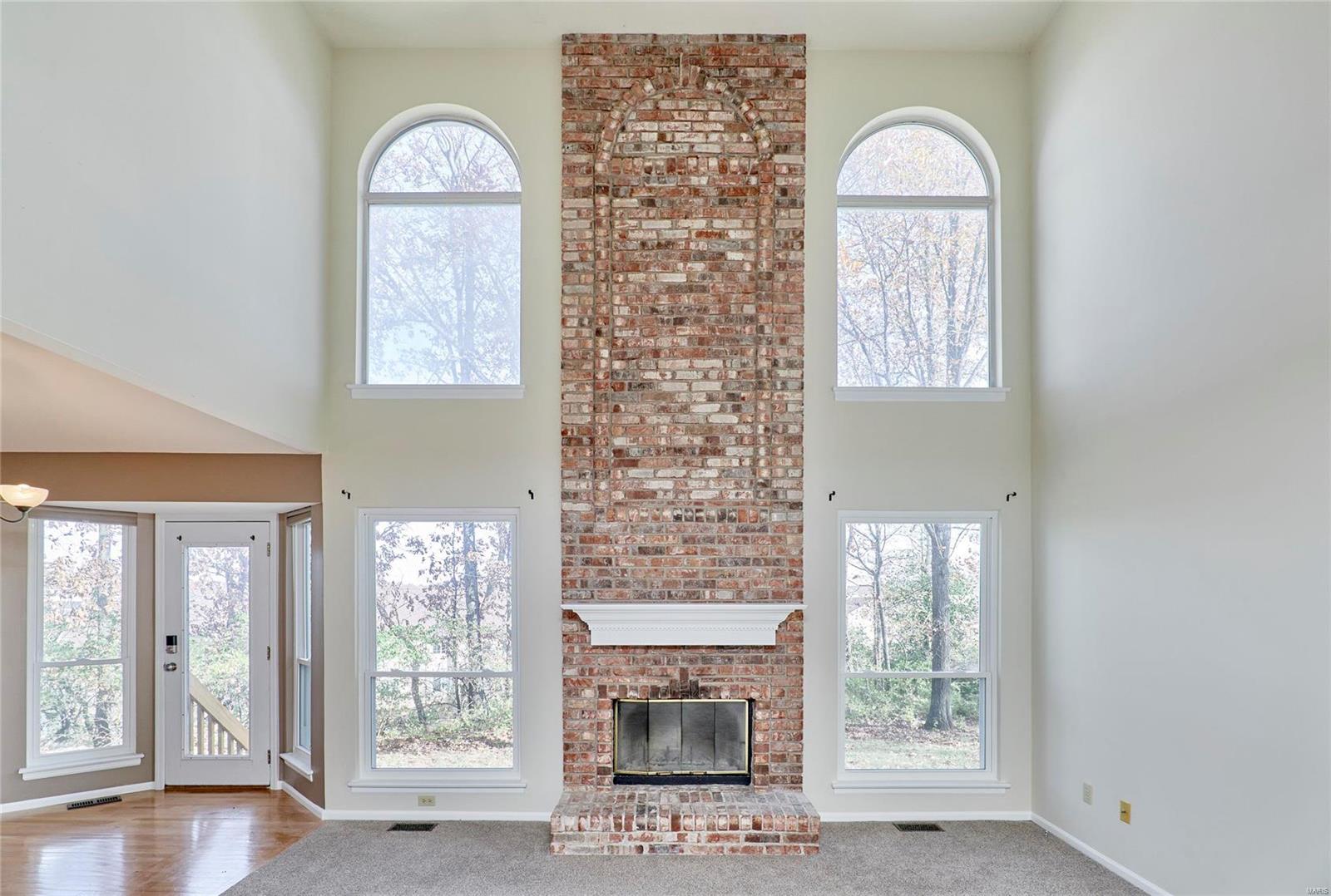 104 Westridge Parc Lane Ellisville, MO 63021 - Photo 4 of 33