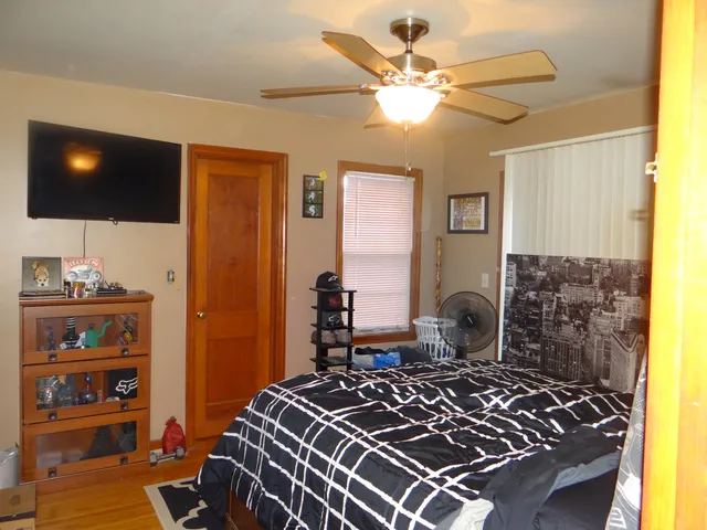 $217,900 | 831 Douglas Street, Morris, IL 60450