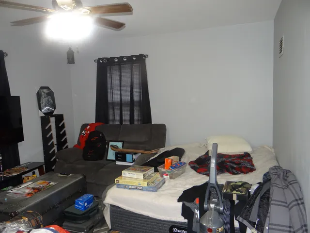 $217,900 | 831 Douglas Street, Morris, IL 60450