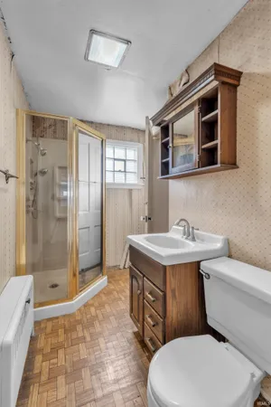 $213,500 | 208 South Morton Street, Kendallville, IN 46755