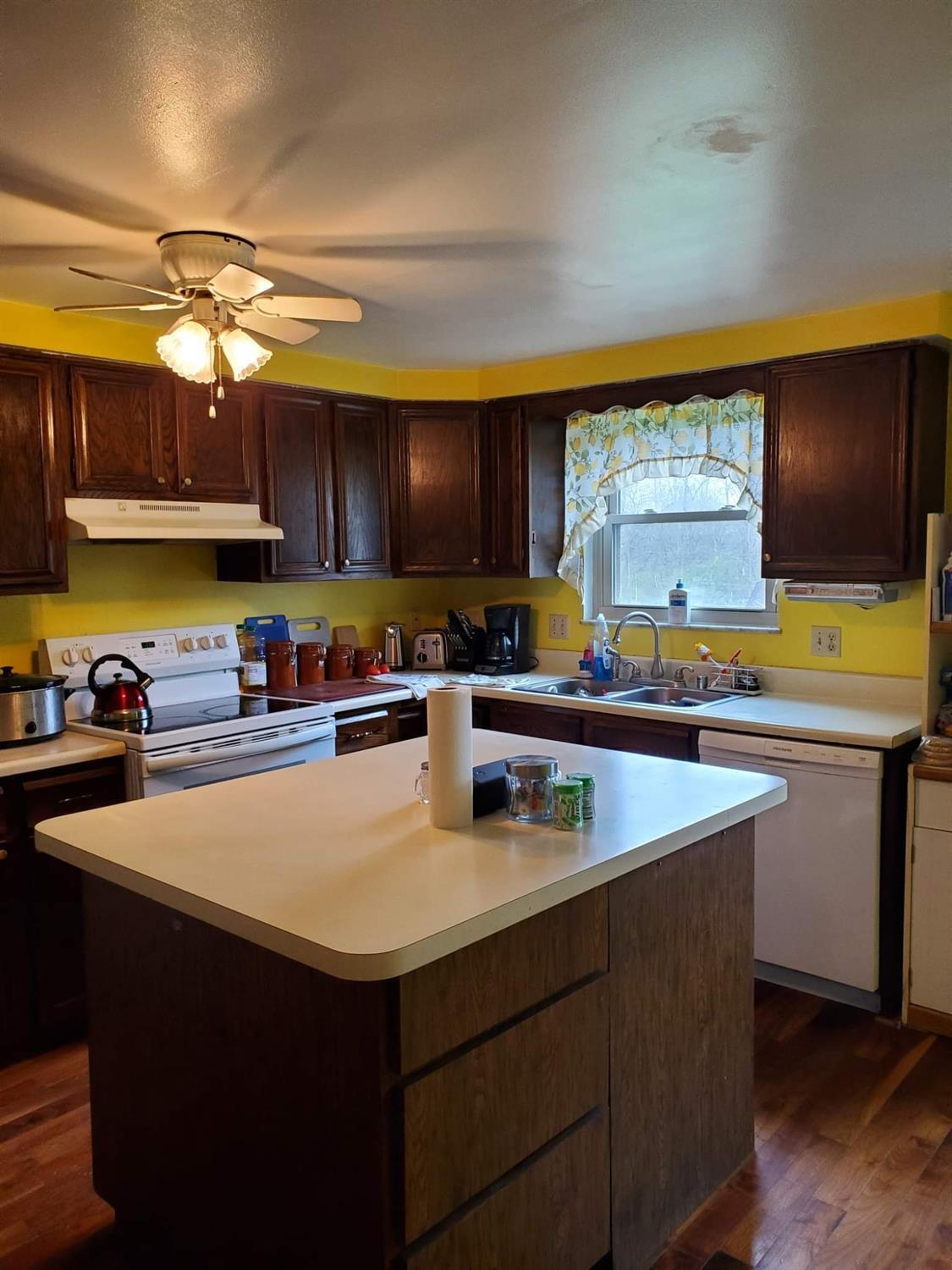 3765 Merwin 10 Mile Road Cincinnati, OH 45245 - Photo 9 of 25 Gallery Image 9