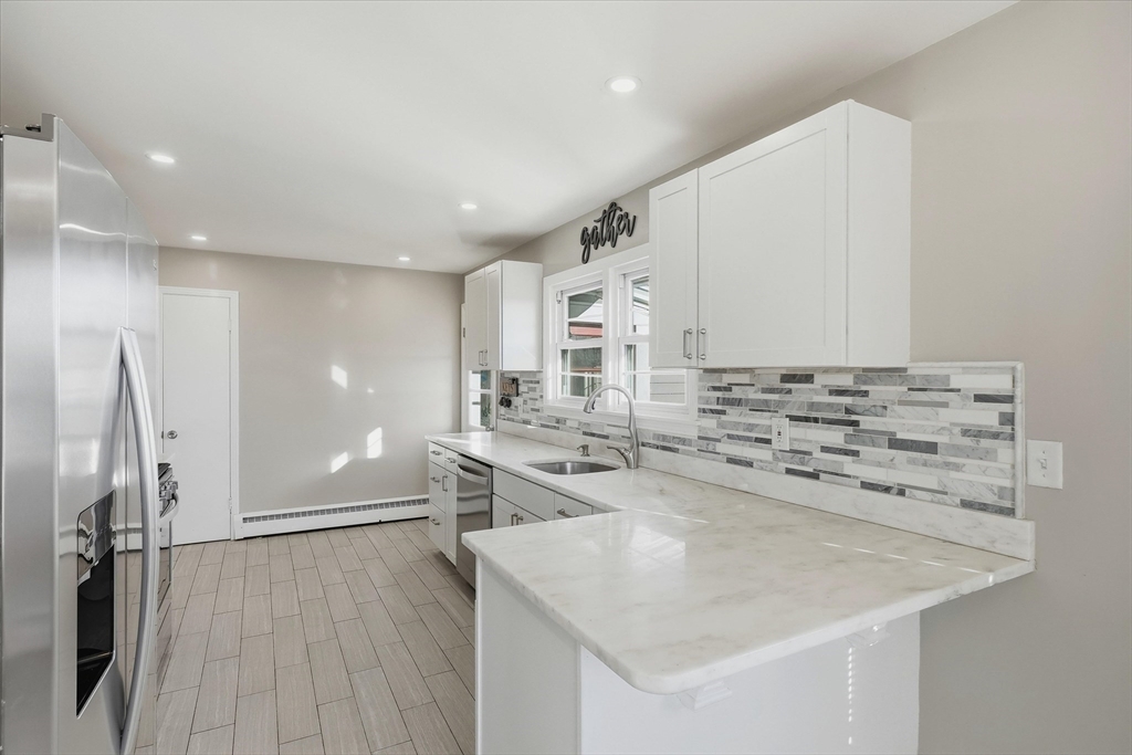 2 Oak Knoll Road Methuen, MA 01844 - Photo 12 of 41 Gallery Image 12