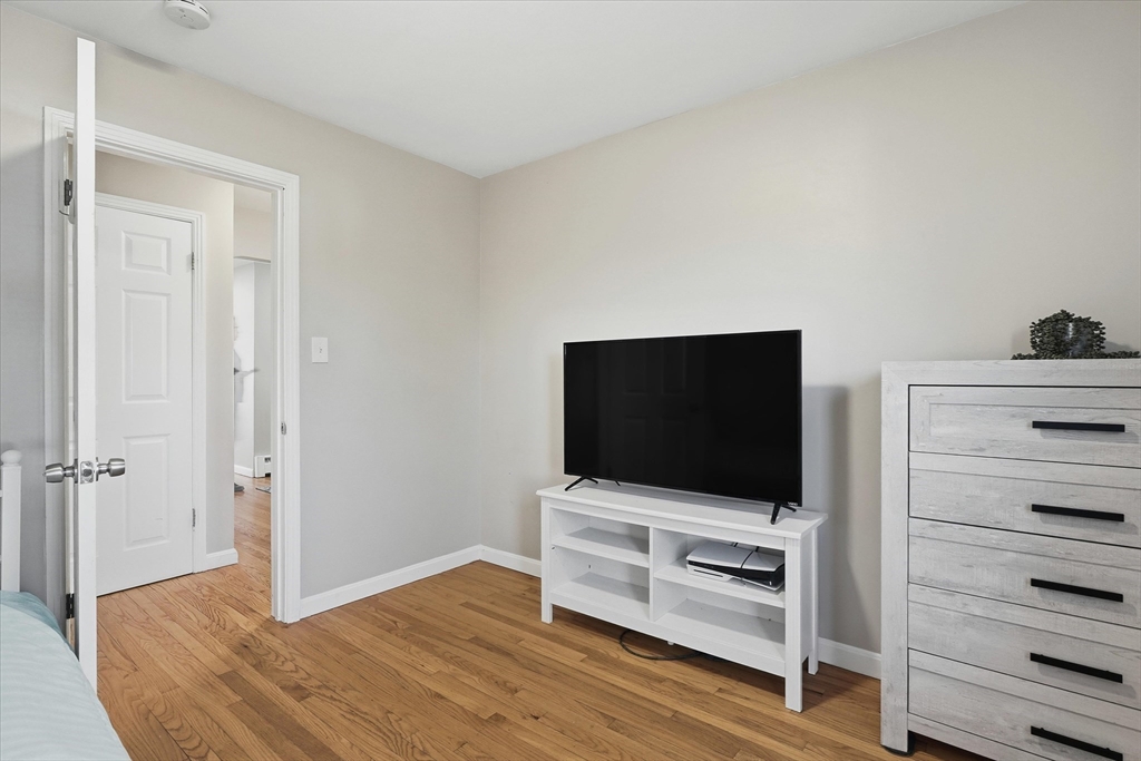 2 Oak Knoll Road Methuen, MA 01844 - Photo 23 of 41 Gallery Image 23