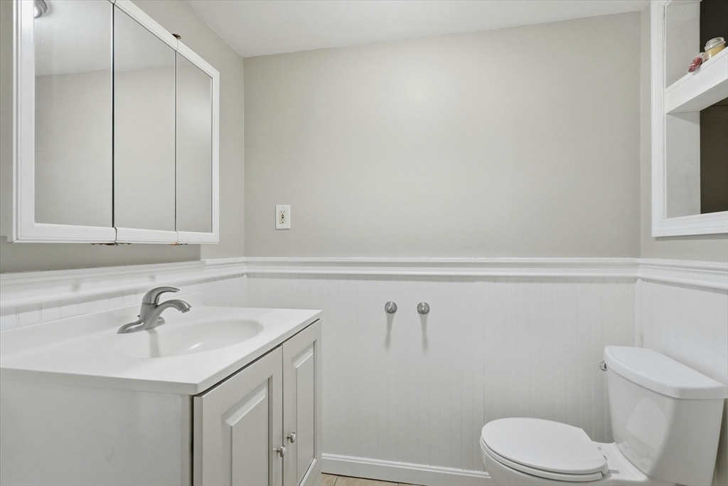 2 Oak Knoll Road Methuen, MA 01844 - Photo 27 of 41 Gallery Image 27