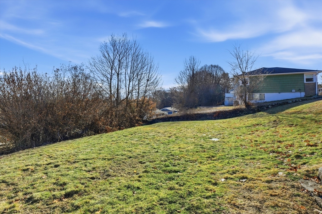 2 Oak Knoll Road Methuen, MA 01844 - Photo 33 of 41 Gallery Image 33