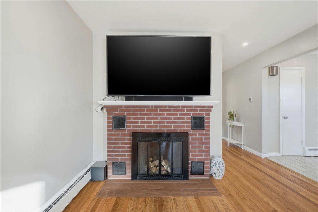 2 Oak Knoll Road Methuen, MA 01844 - Photo 9 of 41 Gallery Image 9