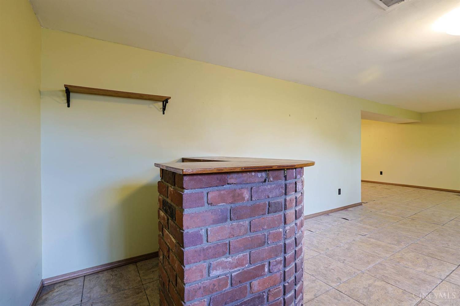 4021 Hanley Road Cincinnati, OH 45247 - Photo 30 of 47 Gallery Image 30