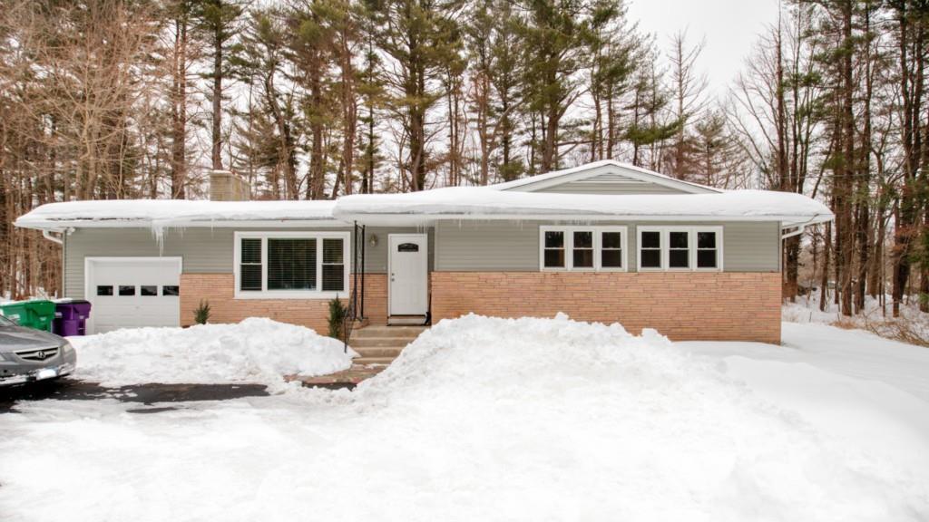 622 Durham Road Madison, CT 06443 - Photo 1 of 1 Front Exterior