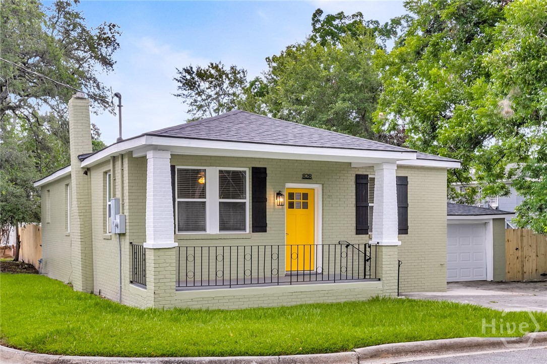828 West 48th Street Savannah, GA 31405 - Photo 1 of 27