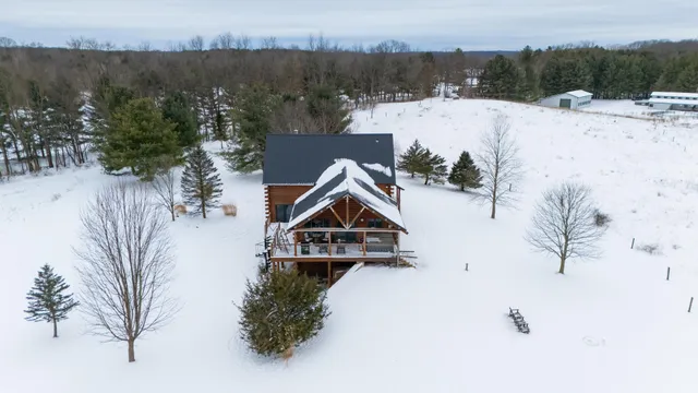 $898,500 | 8475 Gurd Road, Dowling, MI 49050