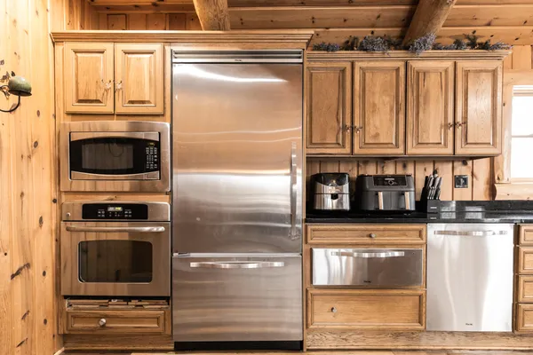 $898,500 | 8475 Gurd Road, Dowling, MI 49050