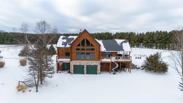 $898,500 | 8475 Gurd Road, Dowling, MI 49050