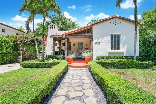 $5,950 | 1029 Milan Avenue, Unit 1029, Coral Gables, FL 33134