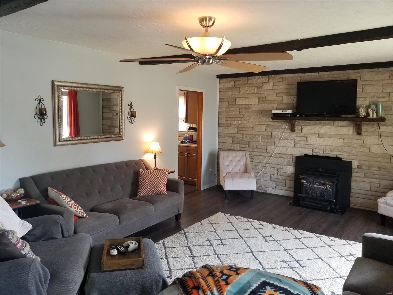 130 West 5th Street Roxana, IL 62084 - Photo 8 of 21