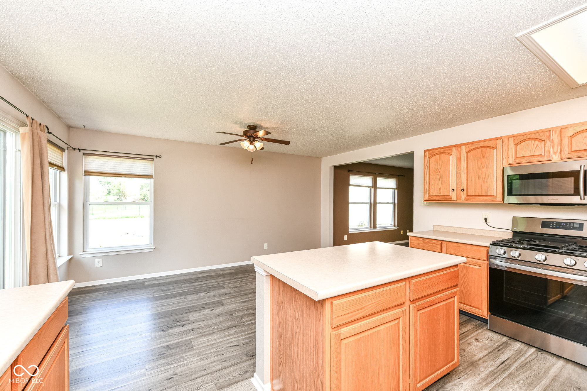 6864 Merritt Ridge Way Avon, IN 46123 - Photo 16 of 40
