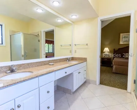 $1,750 | 40 Barcelona Drive, Unit 220, Hilton Head Island, SC 29928
