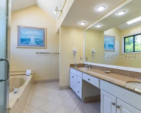 $1,750 | 40 Barcelona Drive, Unit 220, Hilton Head Island, SC 29928