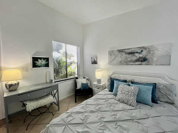 $4,800 | 5570 Southwest 9th Court, Margate, FL 33068