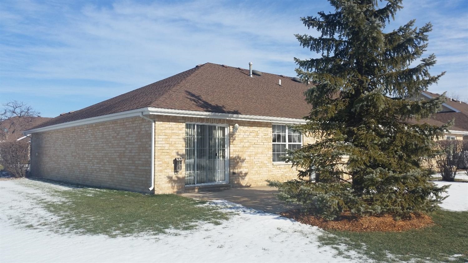910 Easy Street, Unit A Crown Point, IN 46307 - Photo 3 of 10 1500x843