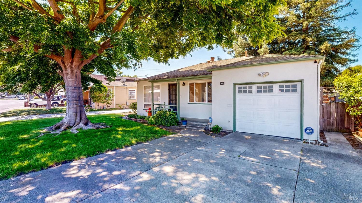 809 Maple Avenue Vallejo, CA 94591 - Photo 3 of 46 a view of a house with a yard