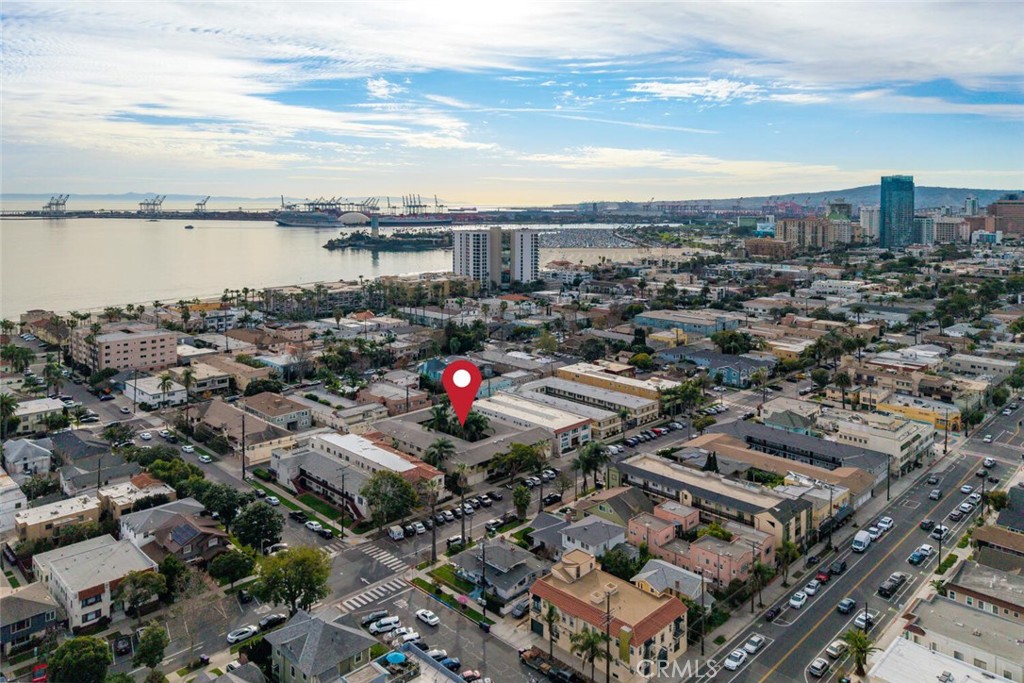 1604 2nd Street, Unit 1A Long Beach, CA 90802 - Photo 19 of 20 Close proximity to the beach.