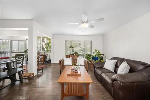 $656,500 | 1604 2nd Street, Unit 1A, Long Beach, CA 90802