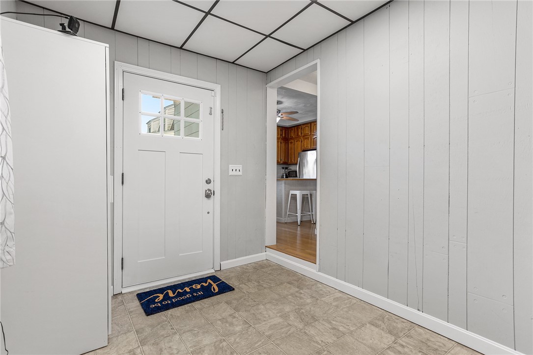 66 Crescent Road Pawtucket, RI 02861 - Photo 15 of 42