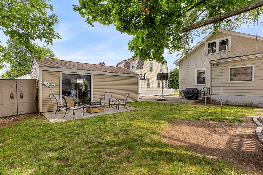 66 Crescent Road Pawtucket, RI 02861 - Photo 33 of 42