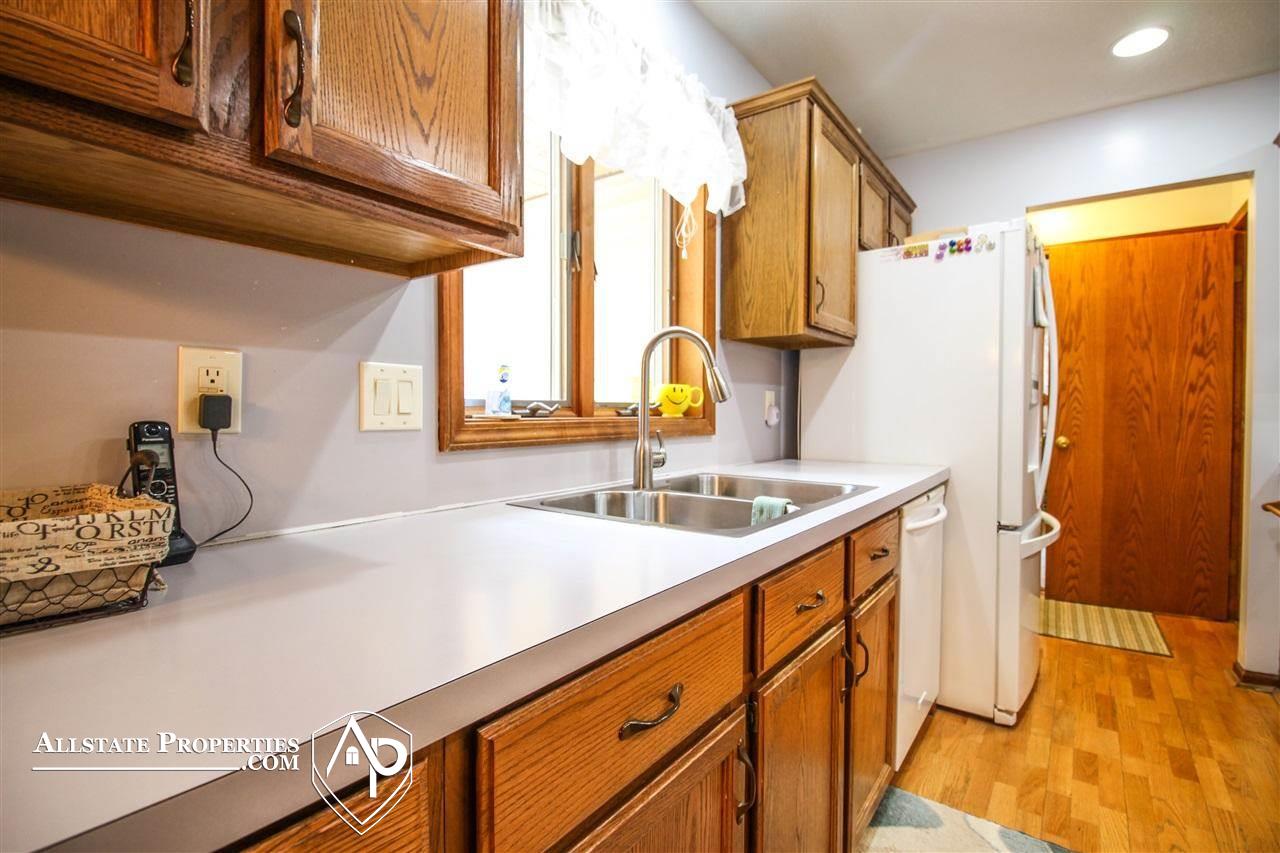2470 South State Road Davison, MI 48423 - Photo 6 of 26 21473159-5.JPG