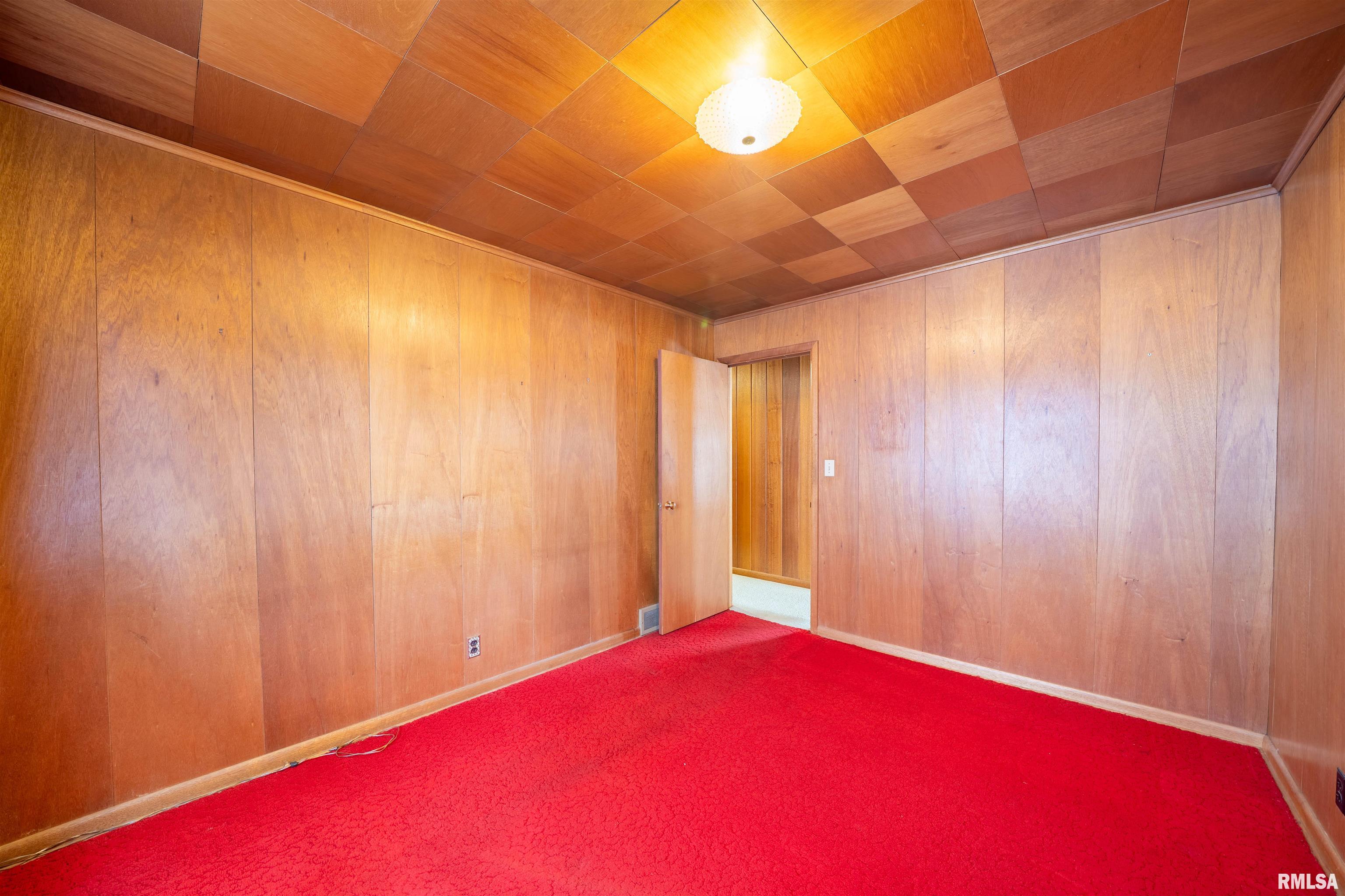 2327 North Prospect Road Peoria, IL 61603 - Photo 23 of 30