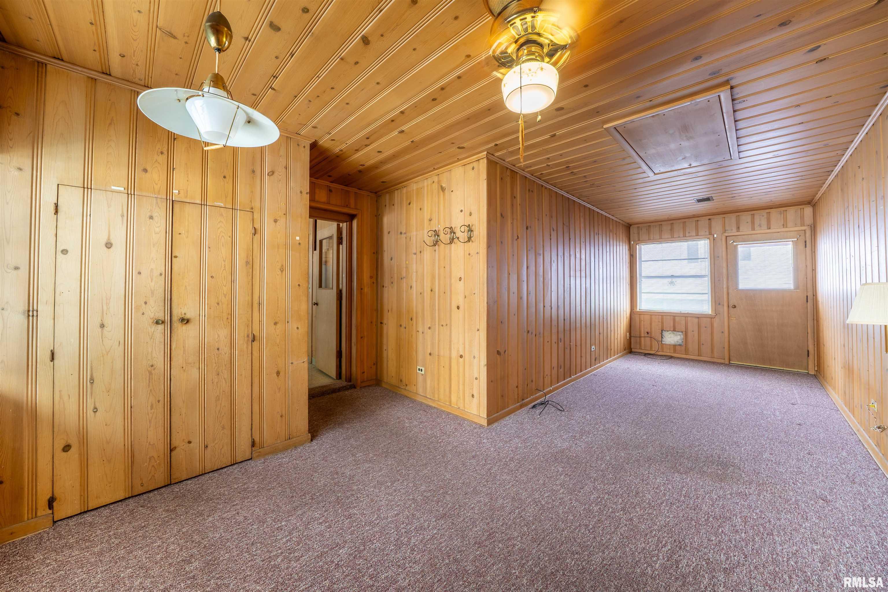 2327 North Prospect Road Peoria, IL 61603 - Photo 26 of 30