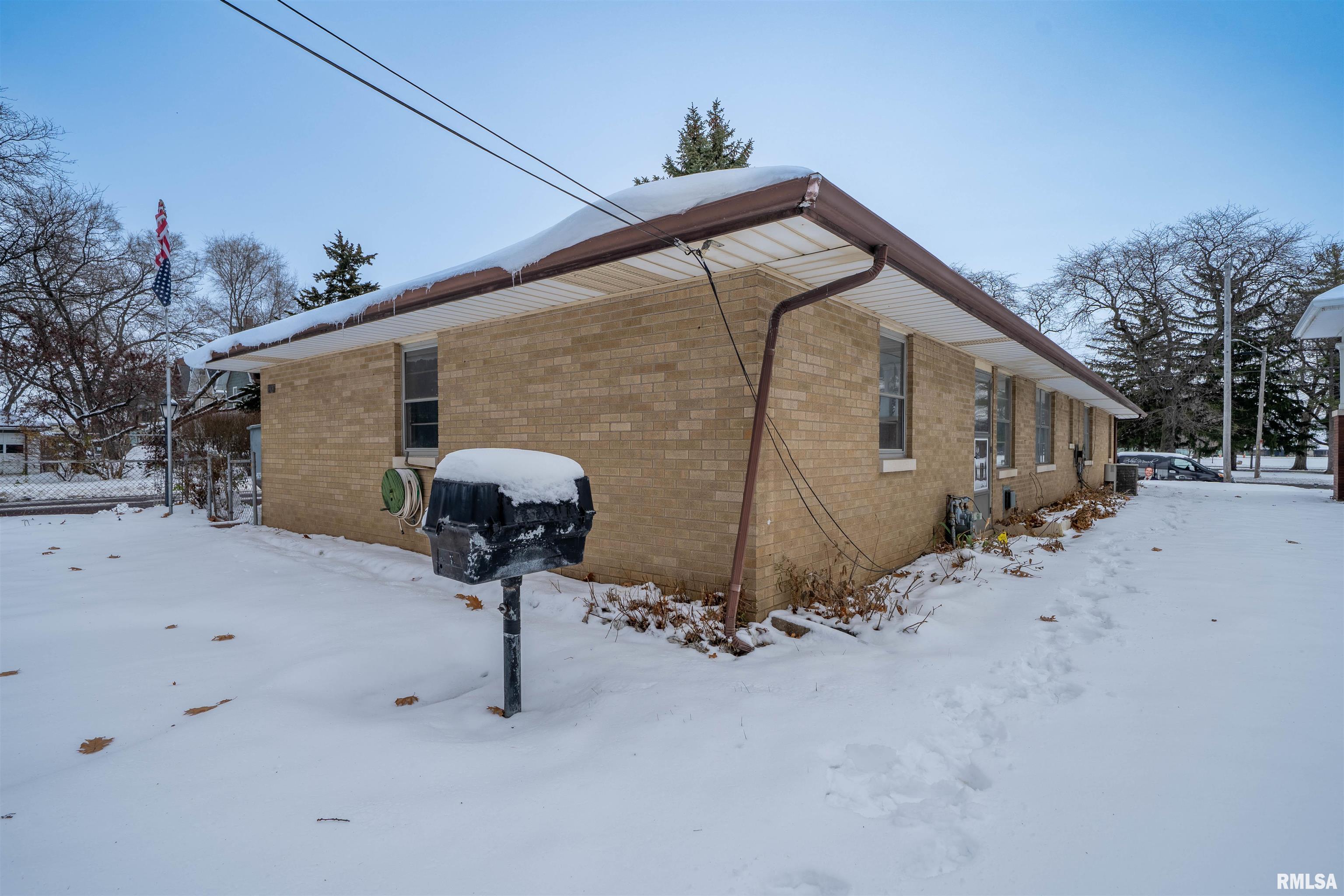 2327 North Prospect Road Peoria, IL 61603 - Photo 28 of 30