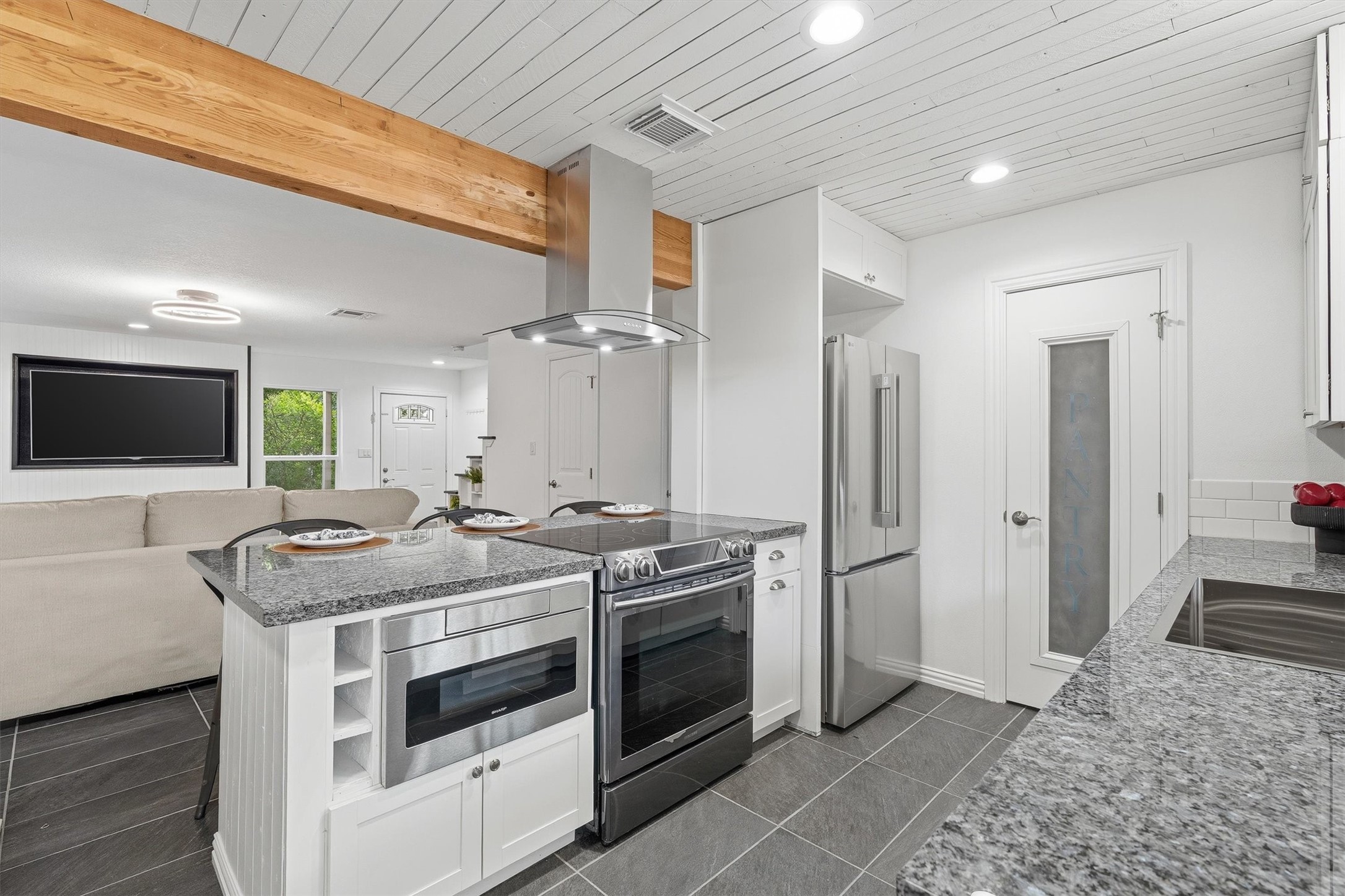 1011 Hamblen Road, Unit 306 Houston, TX 77339 - Photo 11 of 38 Stainless steel appliances line up here for a smooth cooking flow, the kind of setup that makes weeknight dinners feel a little less like a chore.