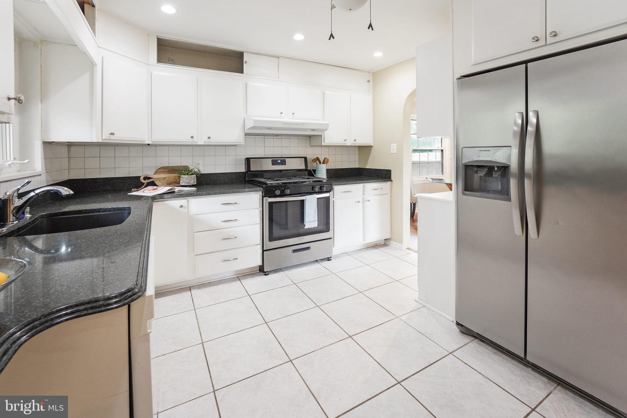 7903 Wellington Road Alexandria, VA 22308 - Photo 11 of 35