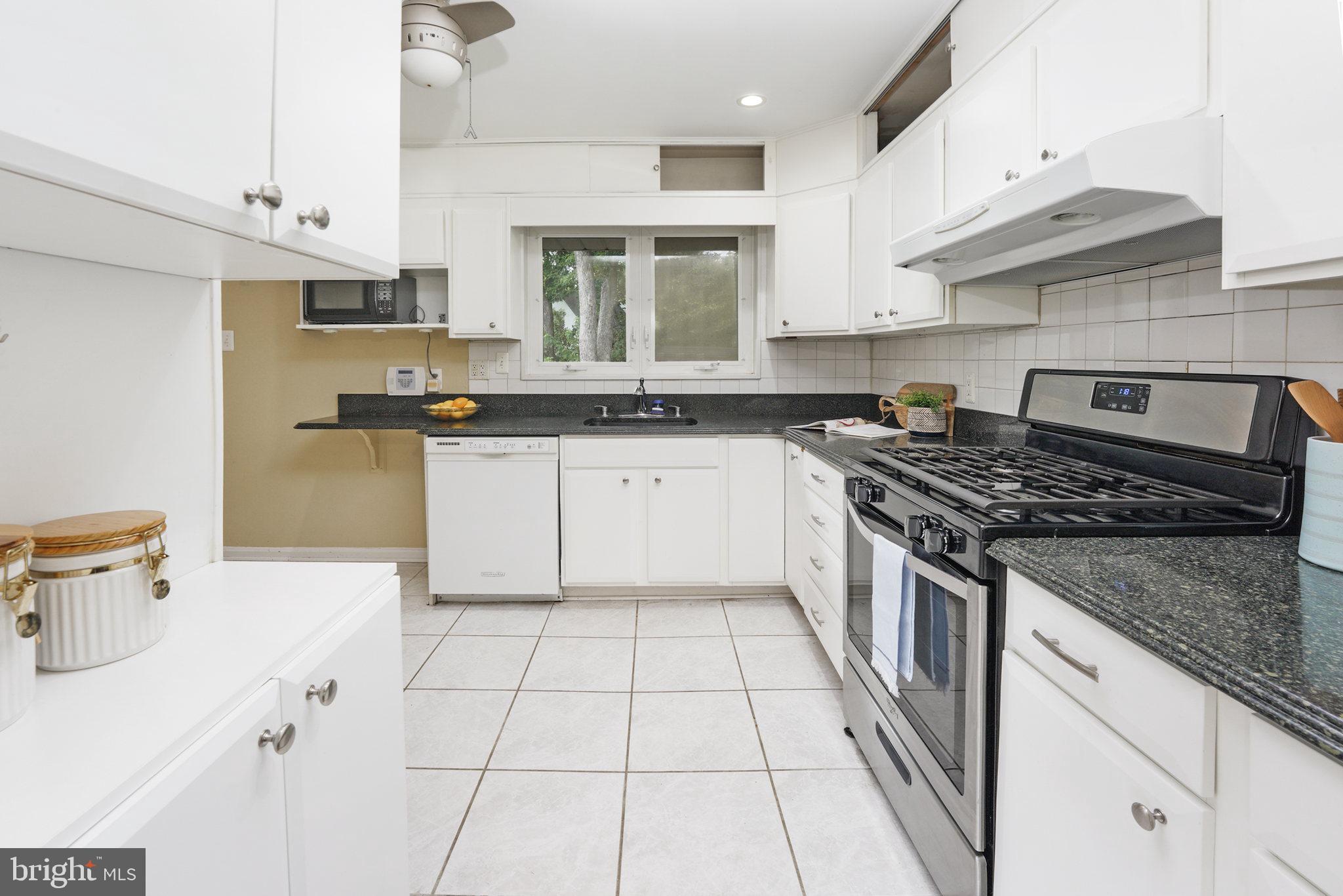 7903 Wellington Road Alexandria, VA 22308 - Photo 10 of 35