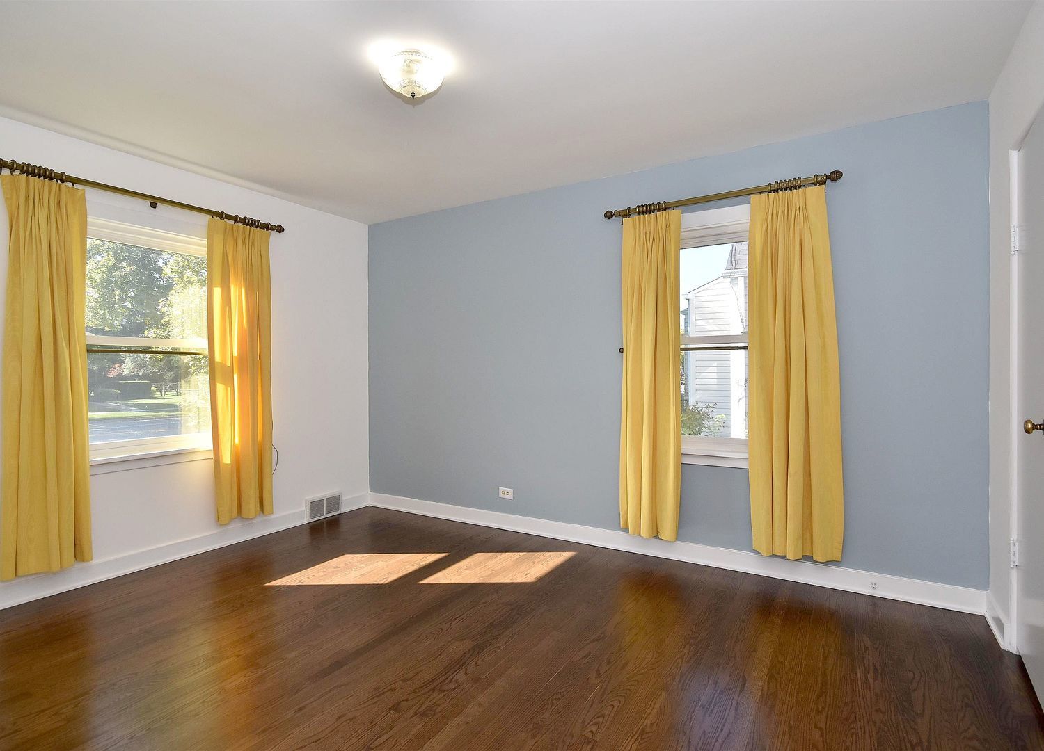 790 East Golf Road Des Plaines, IL 60016 - Photo 14 of 35 Gallery Image 14