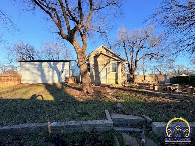 $159,900 | 1653 Prairie Street, Emporia, KS 66801