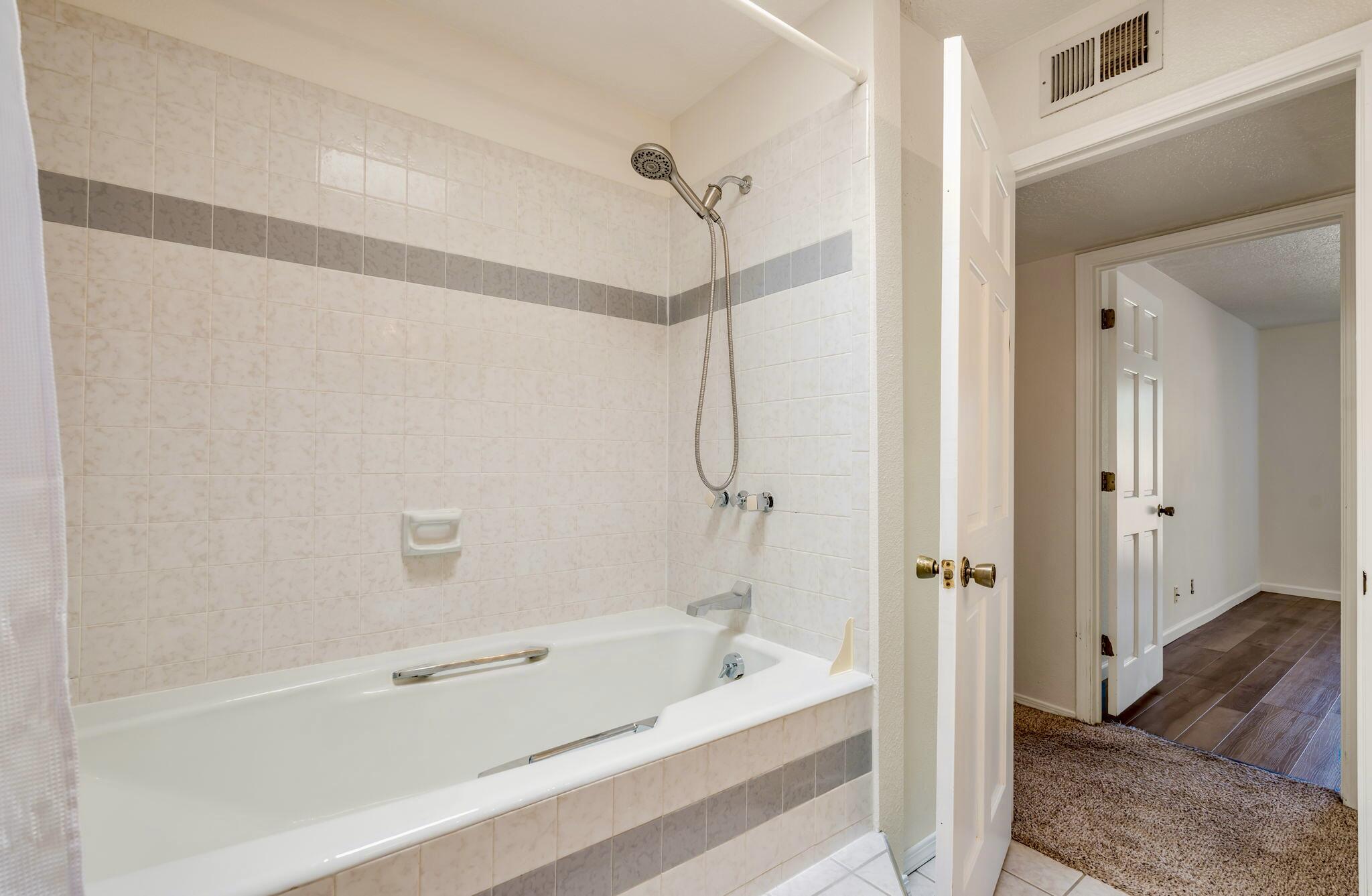 7508 Lantern Road Northeast Albuquerque, NM 87109 - Photo 25 of 28 Gallery Image 25
