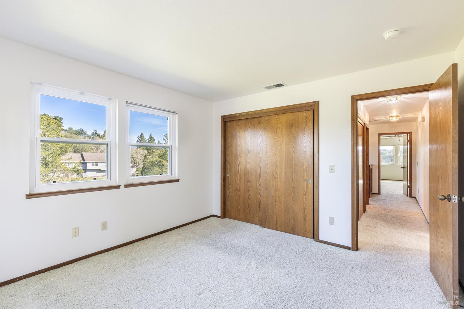 324 Burgundy Road Healdsburg, CA 95448 - Photo 33 of 52 Secondary bedroom