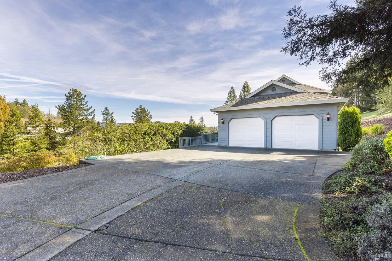 324 Burgundy Road Healdsburg, CA 95448 - Photo 42 of 52 2 car oversized garaage with direct access to home-Plenty of parking for guests.