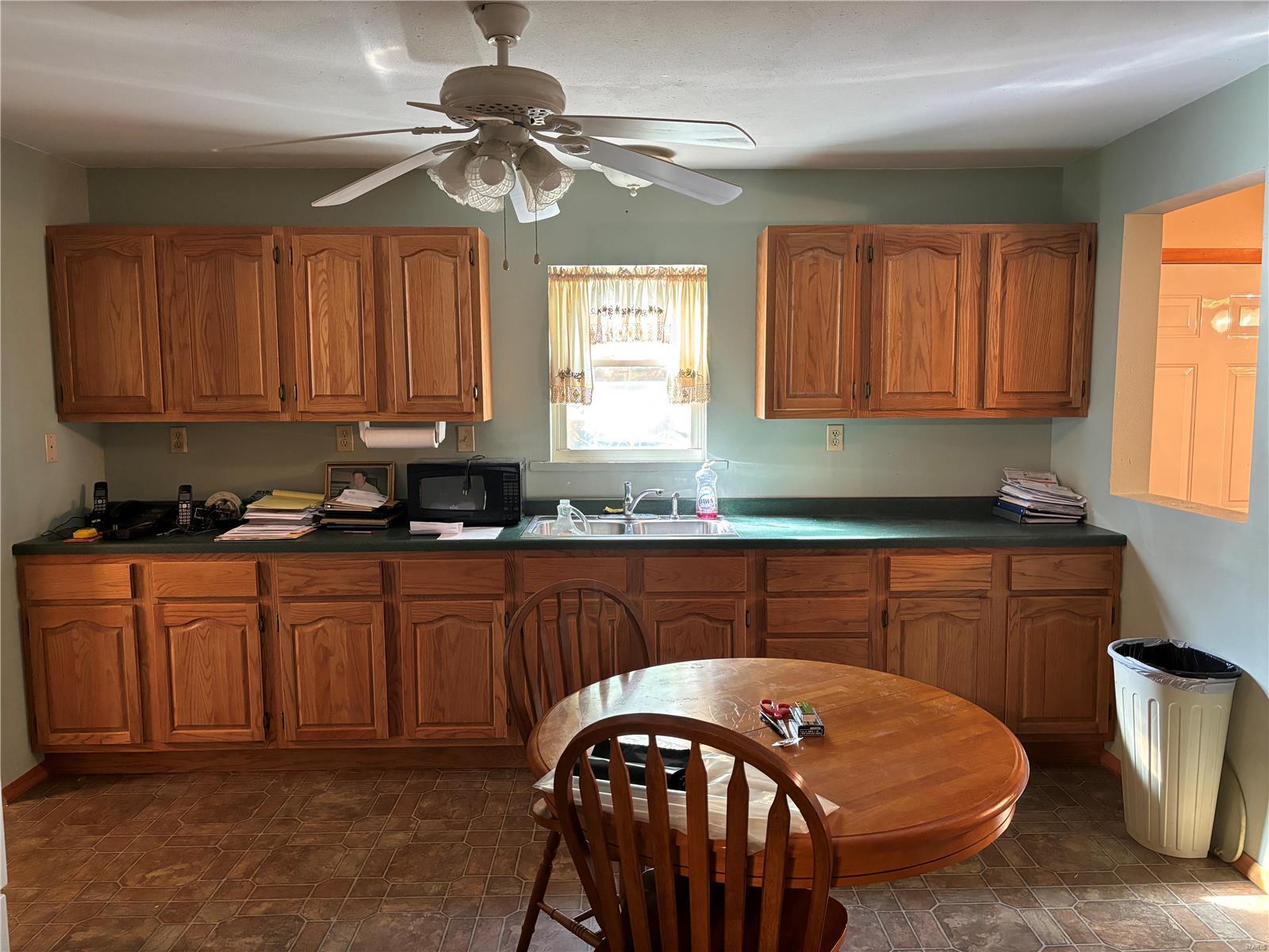 308 Harriett Street Alton, IL 62002 - Photo 7 of 13