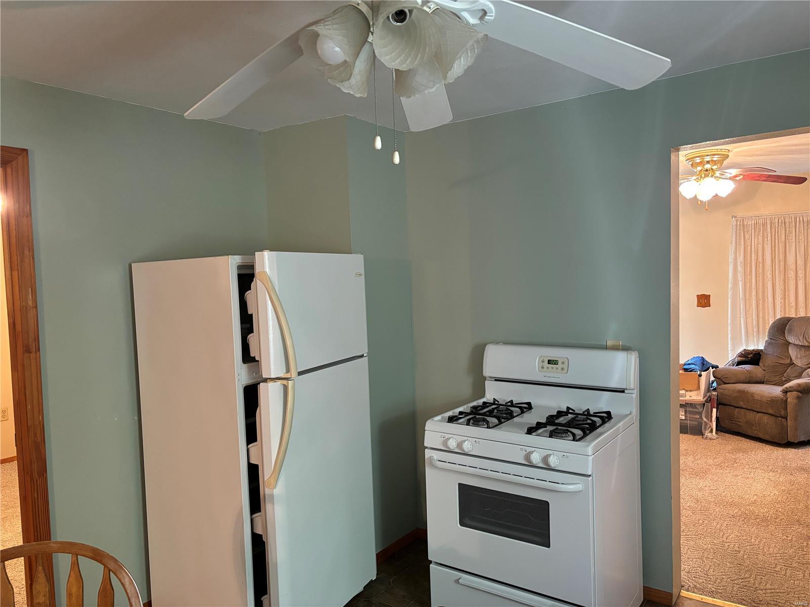 308 Harriett Street Alton, IL 62002 - Photo 8 of 13