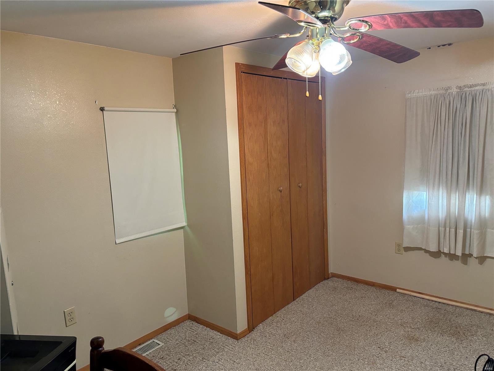 308 Harriett Street Alton, IL 62002 - Photo 9 of 13