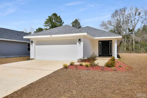 a front view of house with yard